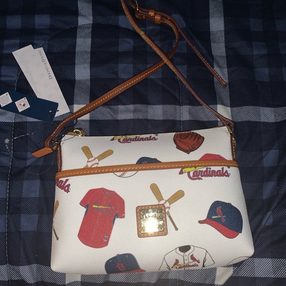 Dooney & bourke limited edition St. Louis Cardinals crossbody - Picture 3 of 9
